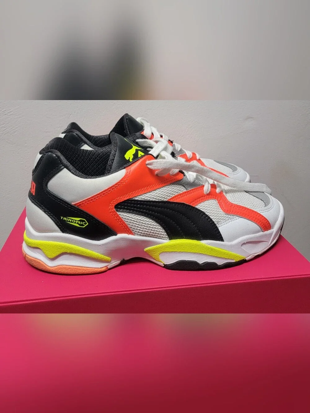 Puma Men White, Neon Coral & Black Athletic Sneakers Men SIZE 7